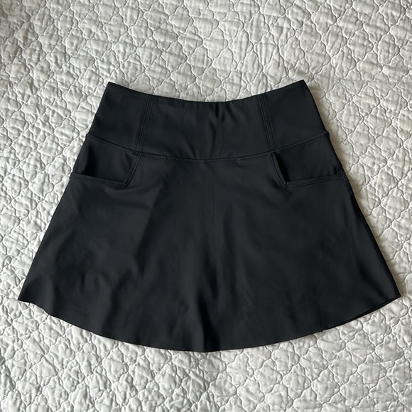 Lole Step Up Skort - Medium - Picture 4 of 8
